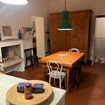 Casa Di Ringhiera Milanese *